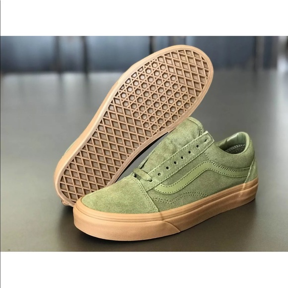 Vans Women’s Old Skool Canvas and Leather Shoes - Picture 7 of 8